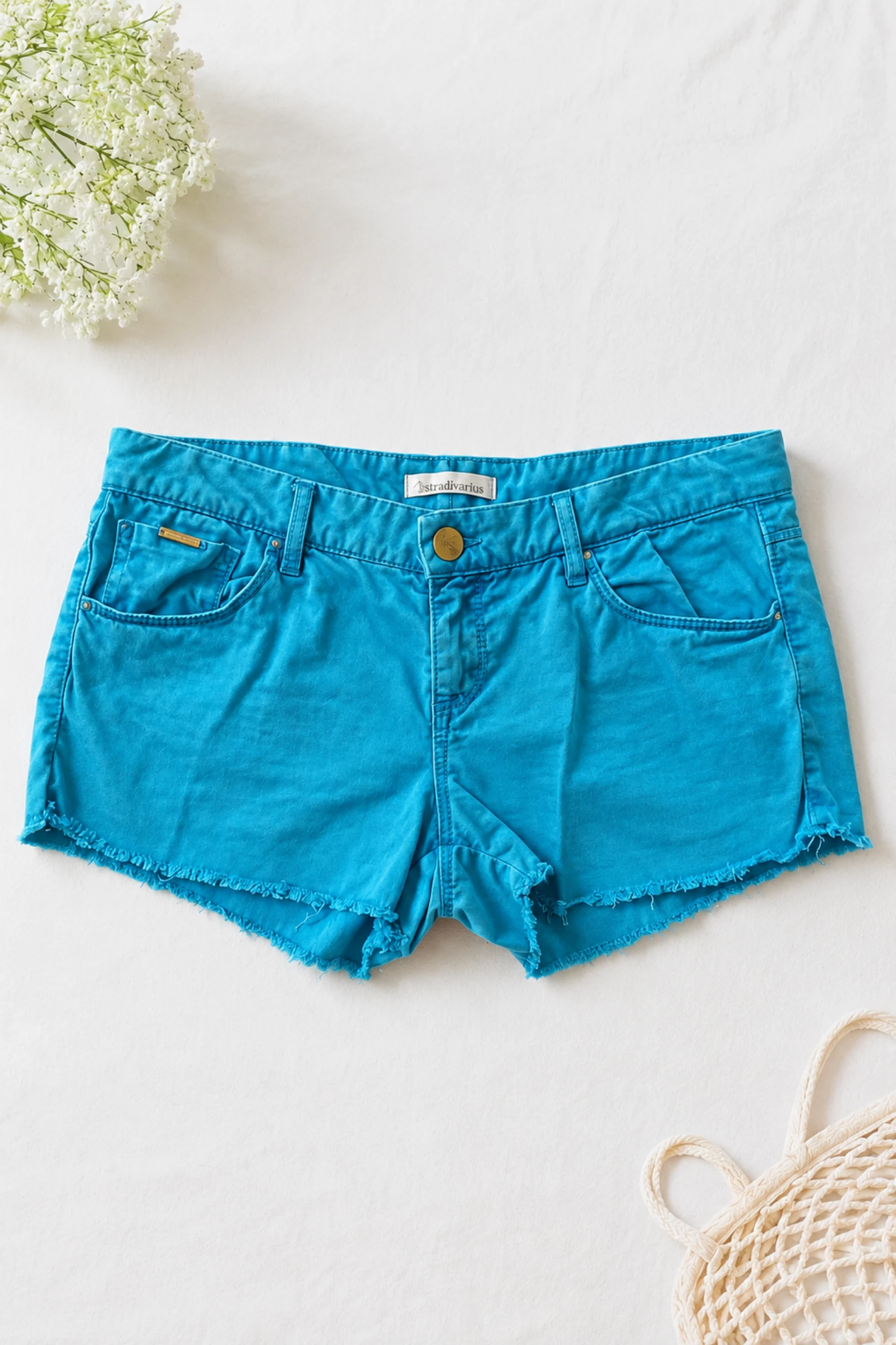 Short vaquero Stradivarius y2k turquesa – Talla 38